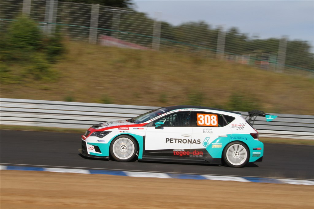 Magnus Holmgaard var bedste mand i Super Touring divisionen
(Foto: Keld Dohm)